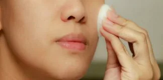 Эта женщина постоянно наносит на лицо луковый сок! Результаты просто поразительные! лук